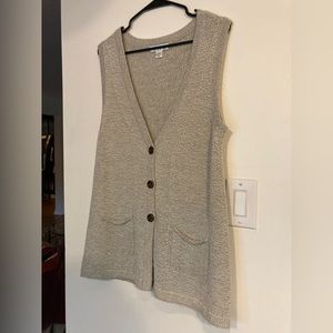 Knit vest